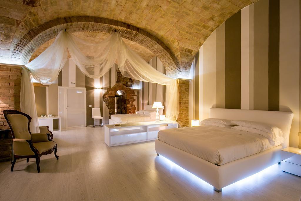 Hotel Degli Affreschi Montefalco Chambre photo