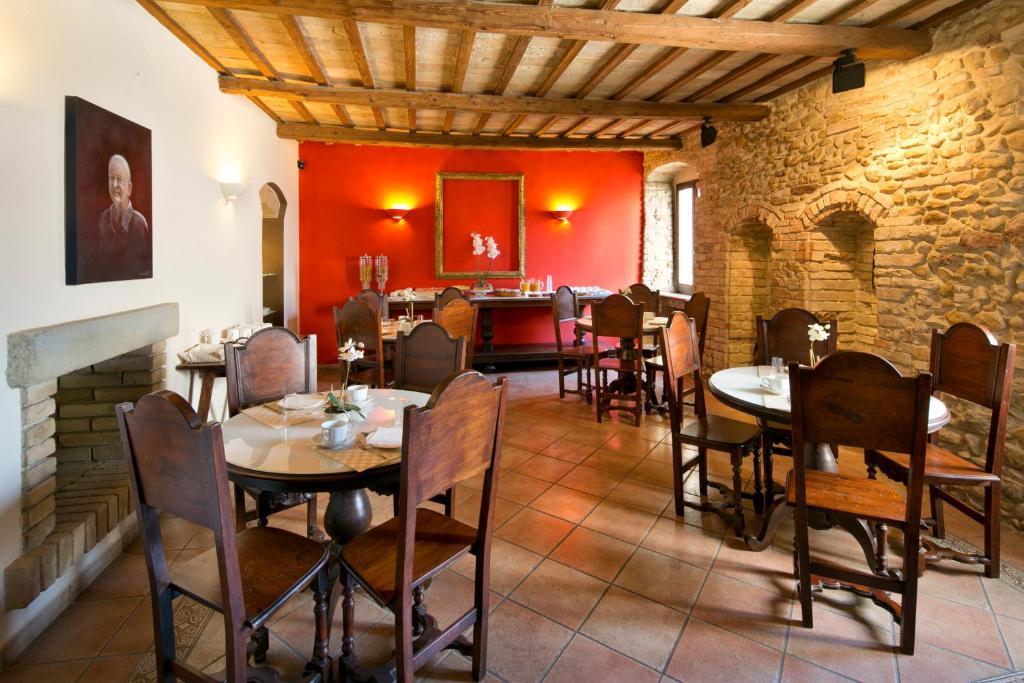 Hotel Degli Affreschi Montefalco Extérieur photo